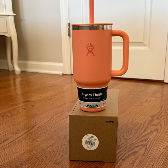 Hydro Flask Coral Tumbler with Handle and Straw - Picture 6 of 8
